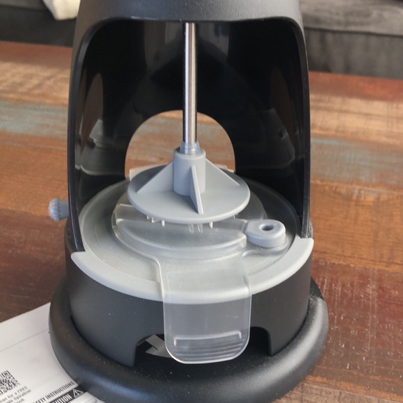 Pampered Chef Veggie Spiralizer NWT - Picture 7 of 8